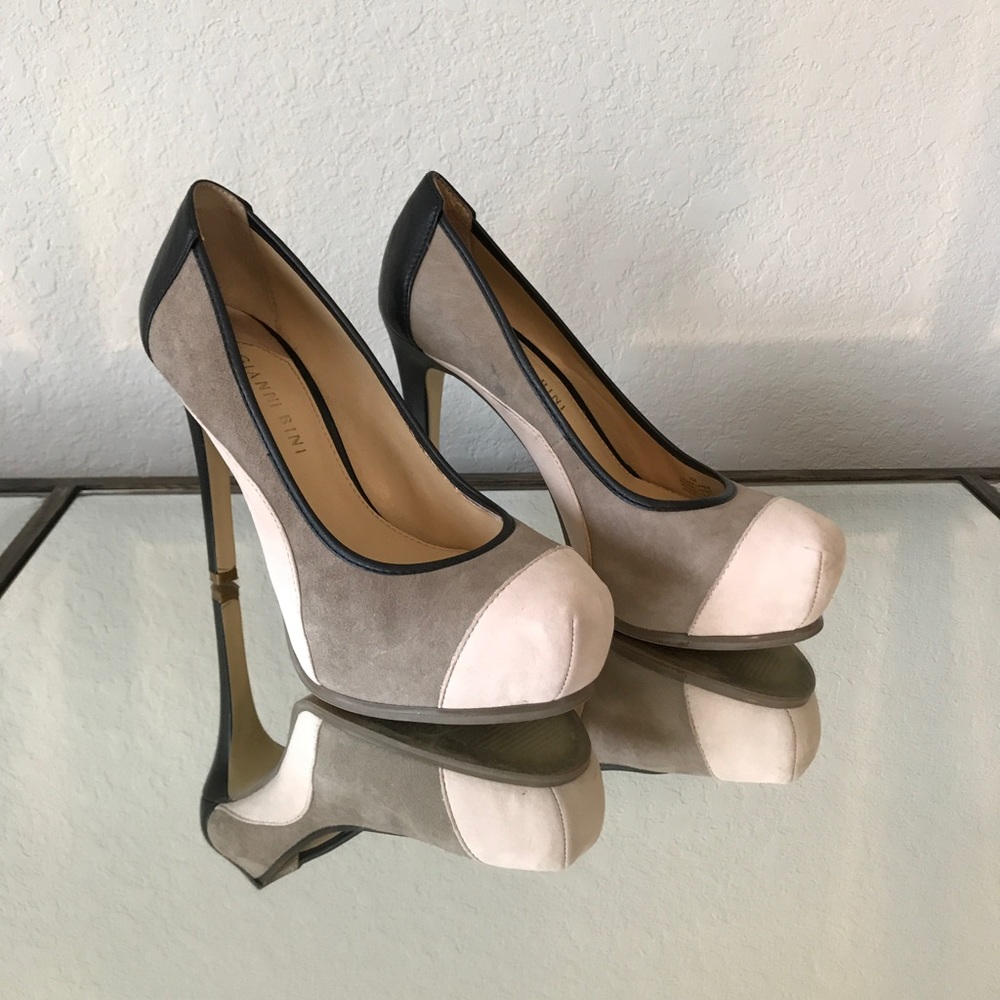Gianni Bini size 7 heels